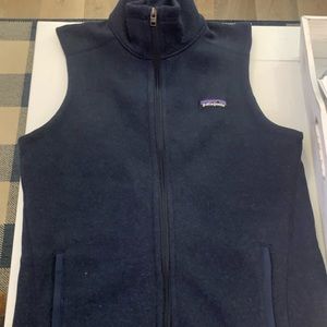 Patagonia Women’s Medium size Navy Vest Brand New